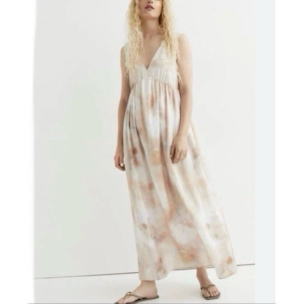 H&M White Brown Watercolor Print Satin V-Neck Sleeveless Maxi Dress Size Medium